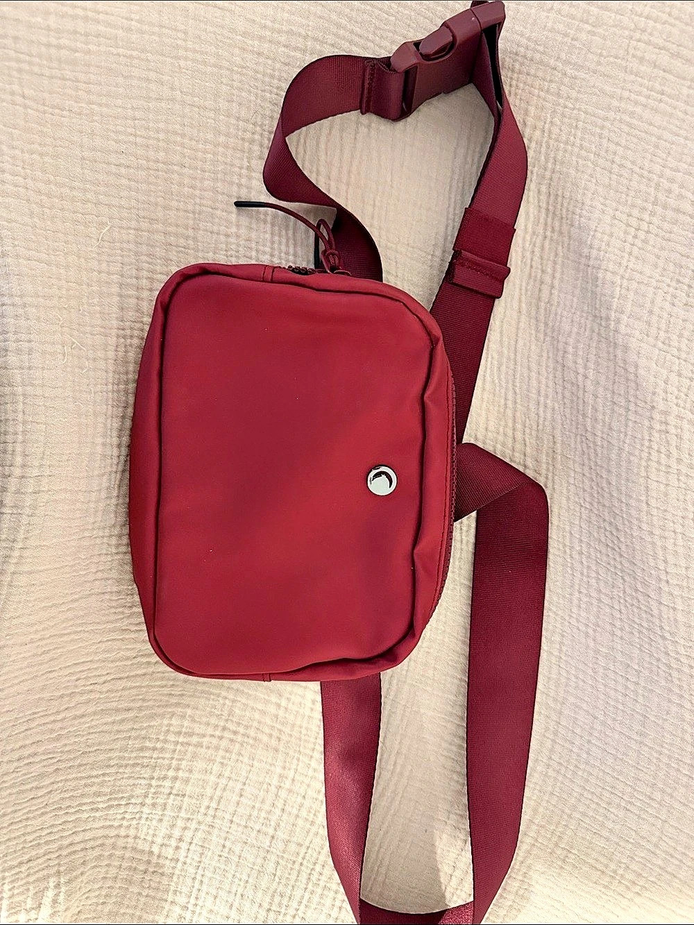 Everywhere Belt Bag Red Crossbody